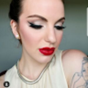 Meet your Posher, Tonia